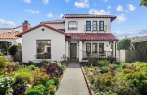 Escape to the Ocean’s Edge: Santa Monica’s Coastal Cribs Await