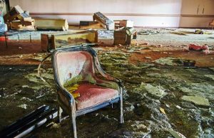 Top 4 Mistakes to Avoid During Flood Damage Cleanup